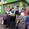 Жители Мелитополя штурмовали супермаркет (фото)