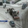 Жителів Рівненщини обурив ремонт доріг під час снігопаду