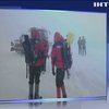 На Закарпатті у горах загубилися туристи-лижники