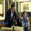 Володимир Зеленський провів для дітей-сиріт екскурсію офісом президента