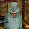 Єлизавета Друга відкрила сесію парламенту Британії