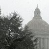 Сильный снегопад обесточил Вашингтон