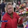 Жителів Львівщини закликають утилізовувати пластикові вироби з кладовищ