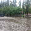 В Херсоне ливень затопил пол города
