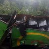 В горах автобус рухнул в ущелье, погибли более 40 человек