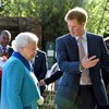 Елизавета II вызвала принца Гарри для серьезного разговора