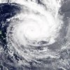 Разрушительный ураган полностью уничтожил тихоокеанский остров (видео)