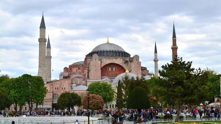 Собор Святой Софии в Стамбуле/ Фото: cappadociavisit.com