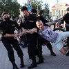 Протесты в Беларуси: на задержание активистов отправили военных