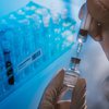 Вакцина от коронавируса: в Британии возобновили клинические испытания 