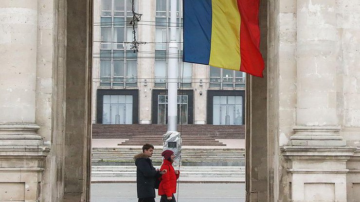 Молдова объявила режим ЧП