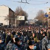 Протесты в Ереване: центр города заблокирован 
