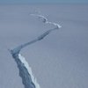 В Антарктиде откололся айсберг размером с Киев (фото, видео) 