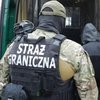 Подделывали документы: в Польше пограничники арестовали украинцев