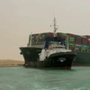Суецький канал заблокувало величезним кораблем