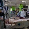 Уровень COVID-госпитализаций превышен в восьми областях Украины