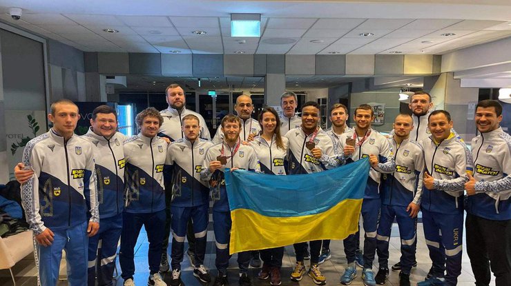 В командном зачете спортсмены вывели Украину на 4 место/ фото: borba.com.ua