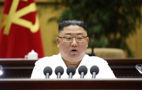 Символ "капиталистической культуры": Ким Чен Ын запретил 15 стрижек и пирсинг