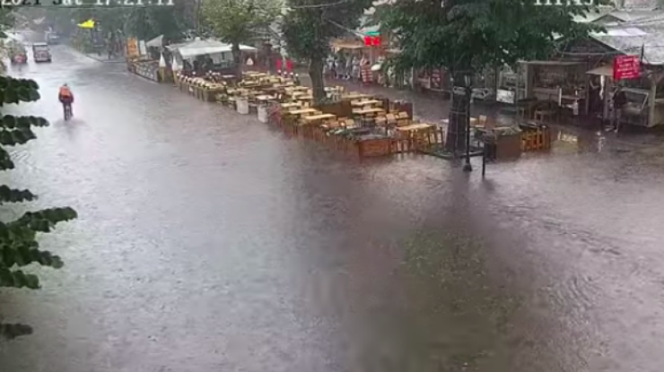 Фото: мощный ливень в Одессе 