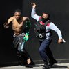 ЮАР охватили массовые беспорядки: по всей стране грабят магазины, погибли 32 человека (видео)