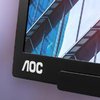 AOC выпустили 15,6-дюймовый портативный "монитор-гибрид"