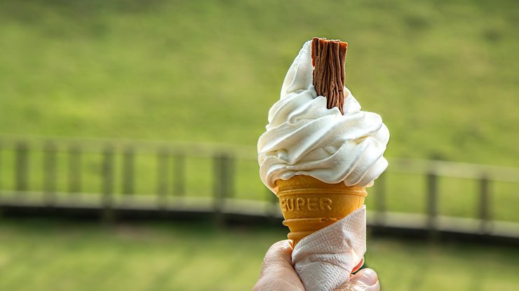 Фото: мороженое с сюрпризом 