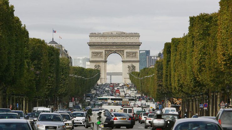 парижские власти ограничили скорость автомобилей/ фото: Epravda