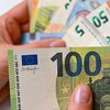 В Литве прекратили выплачивать зарплату наличными