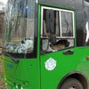 Окупанти обстріляли евакуаційний автобус: троє людей поранено