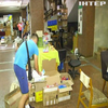 В Івано-Франківську відкрилося незвичне "поштове відділення": волонтери безкоштовно доставляють посилки на фронт