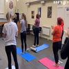 Йога проти відчаю: у львівському Будинку воїна проходять заняття для жінок