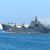 Залужний показав знищення російського десантного корабля "Саратов" у Бердянську (відео)