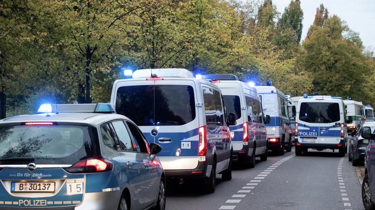 Поліцейські автомобілі у Берліні