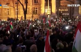 У Будапешті почалися масові протести з вимогою відставки прем'єра Орбана