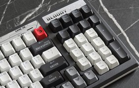 A4Tech Bloody B950: огляд ігрової клавіатури в стилі "кіберпанку"