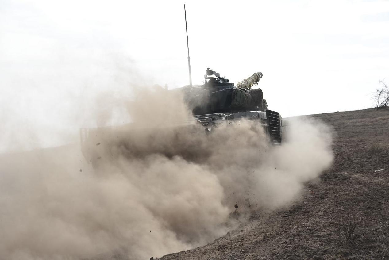Ворог активно штурмує позиції Збройних Сил України на трьох напрямках у Донецькій області