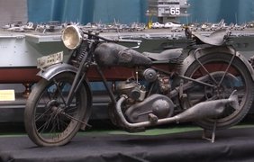 На Львівщині відкопали рідкісний німецький мотоцикл