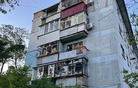 росіяни обстріляли Нікополь: пошкоджено будинки і поранено жінку