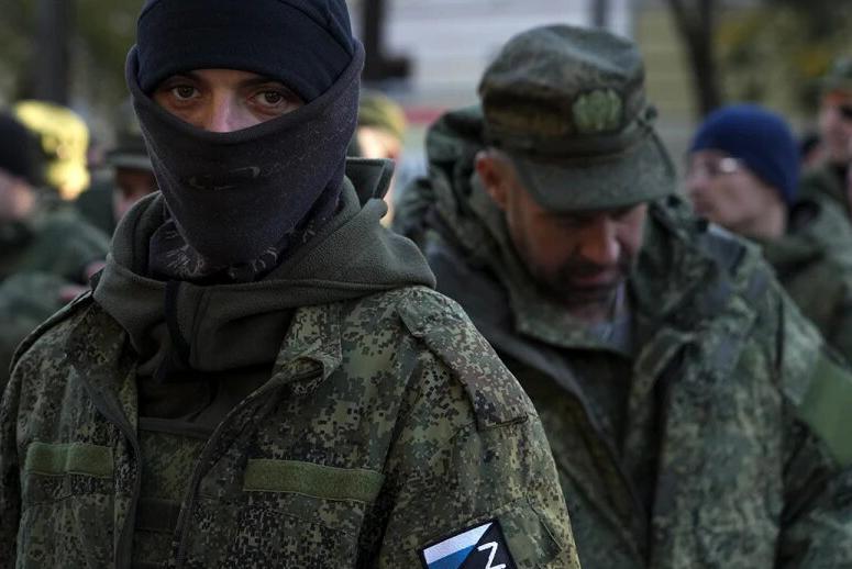 Протягом минулої доби, 11 травня, українські військові ліквідували ще 1260 російських терористів. З початку повномасштабного вторгнення росія втратила близько 482 290 одиниць особового складу