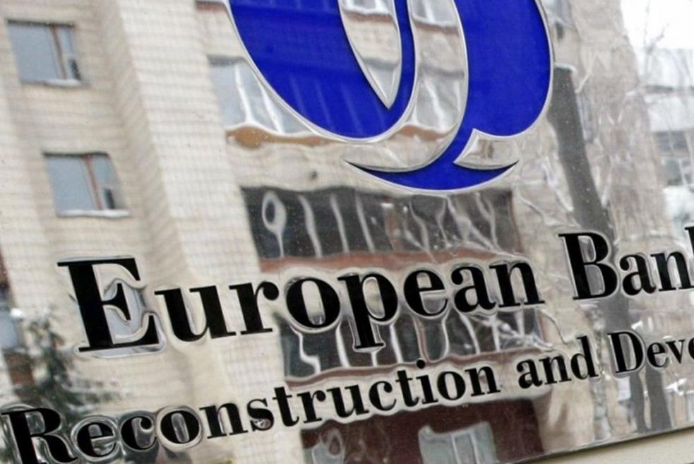 Європейський банк реконструкції та розвитку (ЄБРР) прогнозує, що економіка України зросте на 3,0% у 2024 році. Цей показник нижчий за 5,3% зростання ВВП у 2023 році