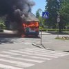 У Києві на ходу спалахнув автобус (фото)