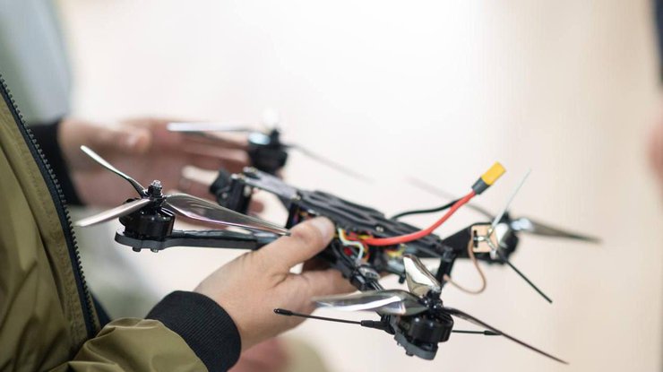 Виробники дронів отримуватимуть державні гранти