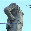 В Запорожье за ночь повредили 5 памятников Ленину