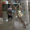 У Рівному дощі затопили будинки та вулиці