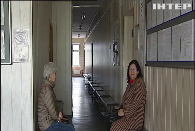 Переселенцев лишают пенсий за поездки на оккупированный Донбасс