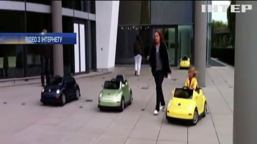 В Німеччині дітям видаватимуть права на кермування автомобілем