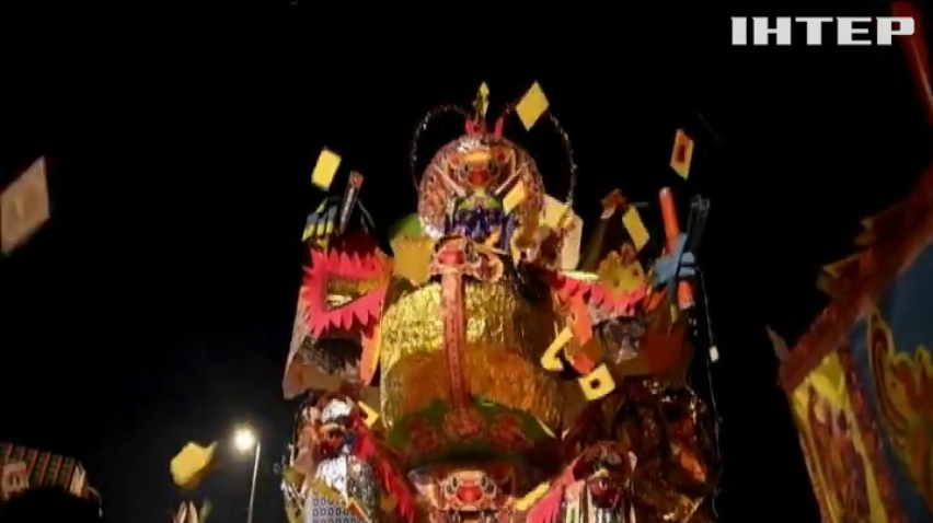 В Малайзії проходить Фестиваль голодних духів