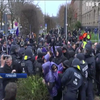 Протесты в Германии: полиция разгоняла активистов водометами