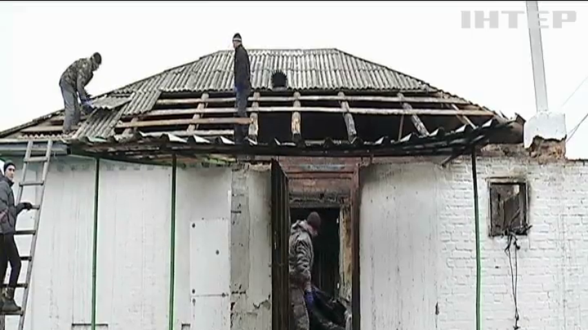 В Черкасской области односельчане вытащили ребенка из пылающего дома