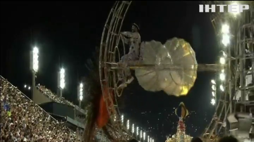 На карнавал у Ріо приїхали подивитися 6 мільйонів людей